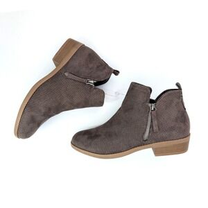 Womens Ankle Boots 9.5 Brown Pinhole Vegan Suede Side Zip Bootie Cowgirl Rodeo